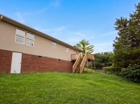 1317 Twin Brook Drive, Berea, KY 40403 — photo 5