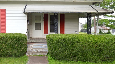 357 S Magnolia Street, Harrodsburg, KY 40330 — photo 4