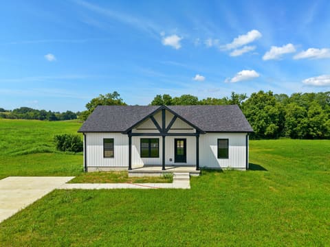 82 Temple Drive, Springfield, KY 40069 — photo 2