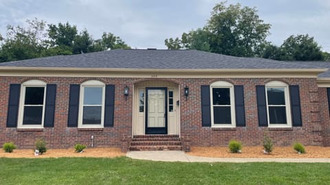 208 Eastover Drive, Frankfort, KY 40601 — photo 5