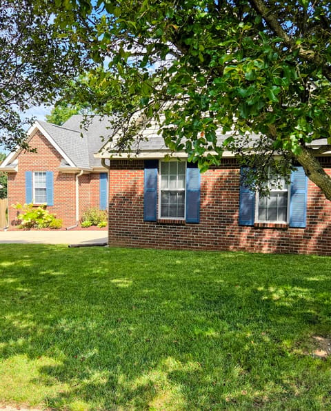 416 Worthington Place, Richmond, KY 40475 — photo 2