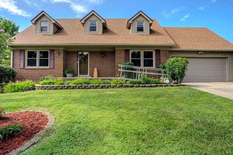 120 Lindenwood Lane, Frankfort, KY 40601 — photo 2