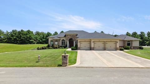 247 Taylor Circle, Bronston, KY 42518 — photo 3