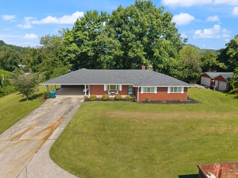 210 Langdon Avenue, Manchester, KY 40962 — photo 4