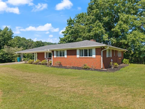 210 Langdon Avenue, Manchester, KY 40962 — photo 3