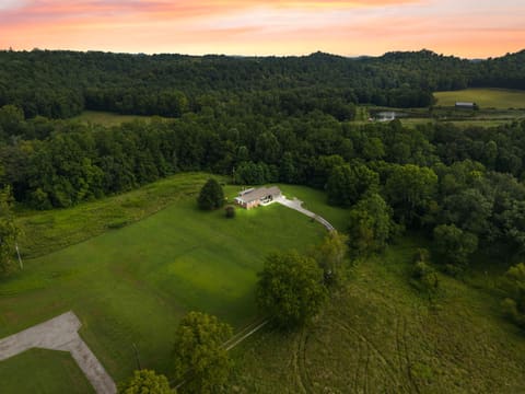 315 Hieronymus Loop, Beattyville, KY 41311 — photo 3