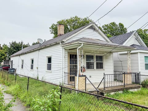 869 Whitney Avenue, Lexington, KY 40508 — photo 2