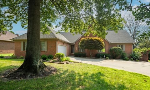 1307 Fleetwood Drive, Murray, KY 42071 — photo 3