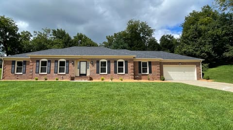 208 Eastover Drive, Frankfort, KY 40601 — photo 2