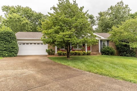 302 Springmont Drive, Hopkinsville, KY 42240 — photo 3