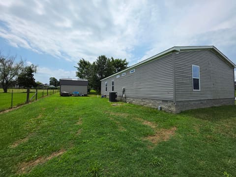 2435 KY-80, Russell Springs, KY 42642 — photo 2