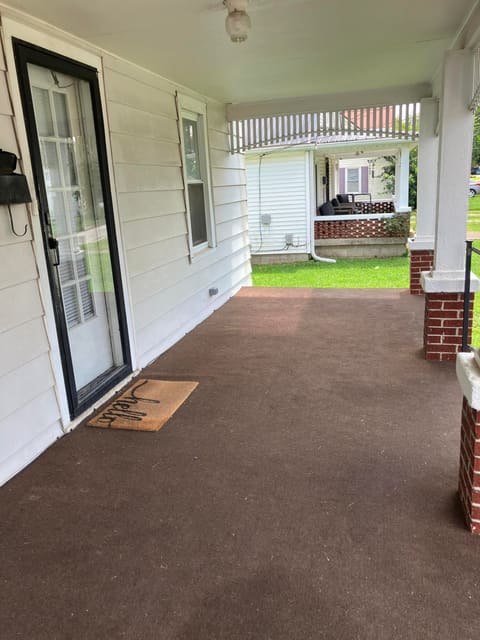 219 Shuck Avenue, Lebanon, KY 40033 — photo 4