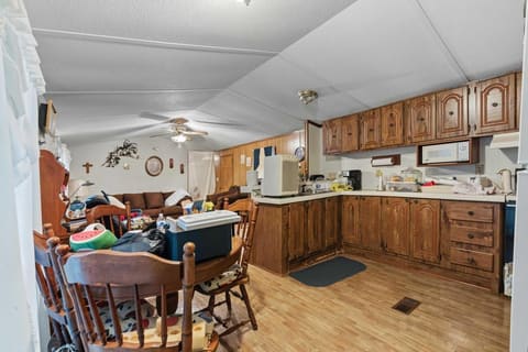 987 Rockcastle Lakeshore Drive, Cadiz, KY 42211 — photo 4