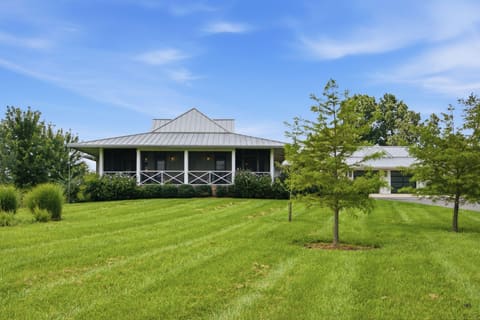 1310 Fox Creek Road, Lawrenceburg, KY 40342 — photo 3