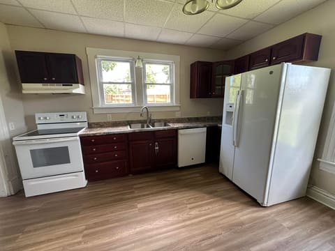 402 Walnut Street, Georgetown, KY 40324 — photo 4