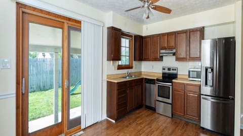 3669 Sundart Drive, Lexington, KY 40517 — photo 4