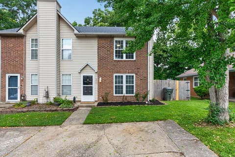 3681 Arbor Drive, Lexington, KY 40517 — photo 2