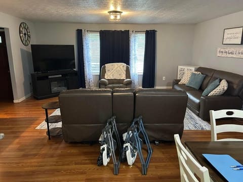 39 Dustin Lane, Eubank, KY 42567 — photo 3