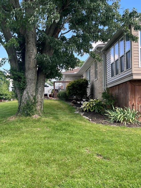 416 Glenwood Drive, Georgetown, KY 40324 — photo 2