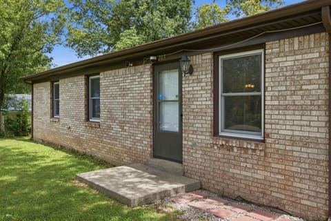 203 Dennis Street, Richmond, KY 40475 — photo 4