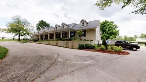 2830 2830 Old Lemons Mill Rd Road, Lexington, KY 40511 — photo 3
