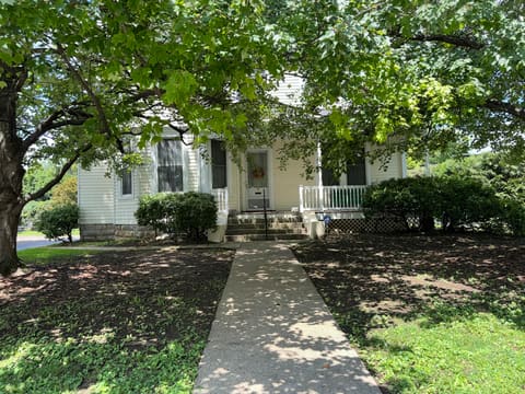 453 W Broadway Street, Danville, KY 40422 — photo 4