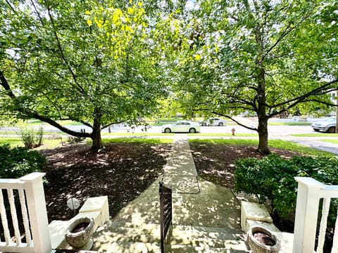 453 W Broadway Street, Danville, KY 40422 — photo 5