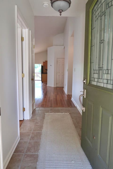 881 Lauderdale Drive, Lexington, KY 40515 — photo 5