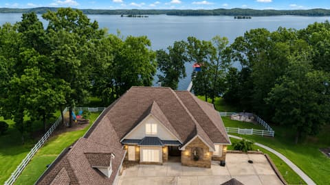 306 Red Water Drive, New Concord, KY 42076 — photo 3