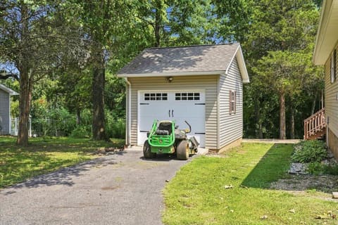 102 Wendy Drive, Eddyville, KY 42038 — photo 4