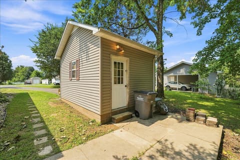 102 Wendy Drive, Eddyville, KY 42038 — photo 5