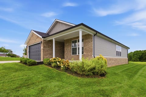 181 Crossing View Drive, Berea, KY 40403 — photo 2