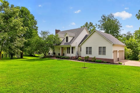 405 Lone Oak Road, Wilmore, KY 40390 — photo 2