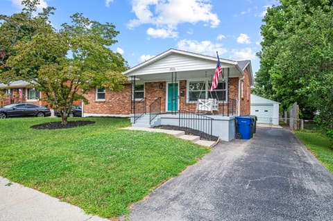 3531 Brookview Drive, Lexington, KY 40517 — photo 2