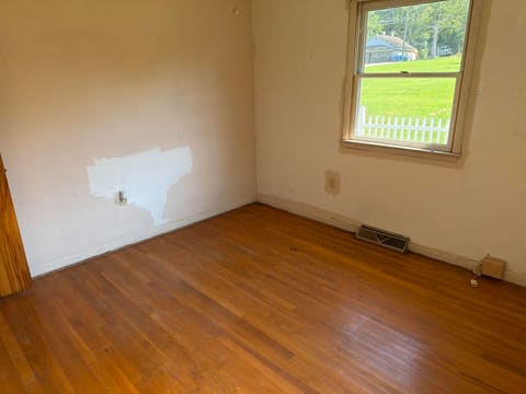 124 Kentucky Avenue, Irvine, KY 40336 — photo 4