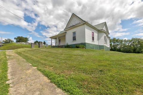 534 E Locust Street, Mt Sterling, KY 40353 — photo 3