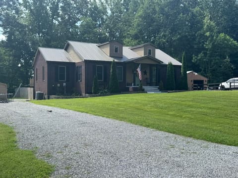 245 Hart Lane, Russell Springs, KY 42642 — photo 3