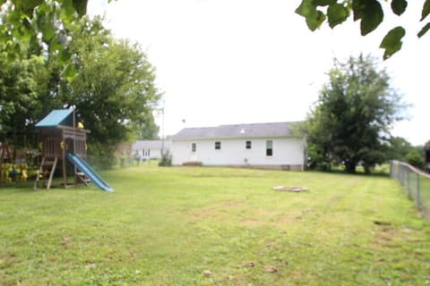 512 Hickory Road, Lawrenceburg, KY 40342 — photo 4