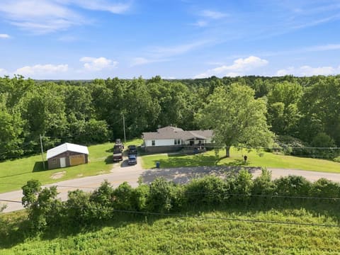 1321 Kays Road, Lawrenceburg, KY 40342 — photo 2