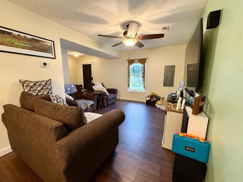 101 April Drive, Junction City, KY 40440 — photo 5