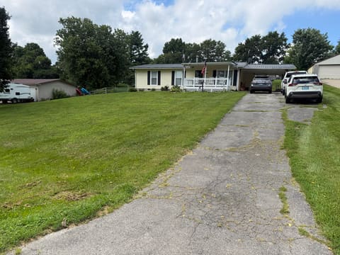 120 Collins Drive, Nicholasville, KY 40356 — photo 2
