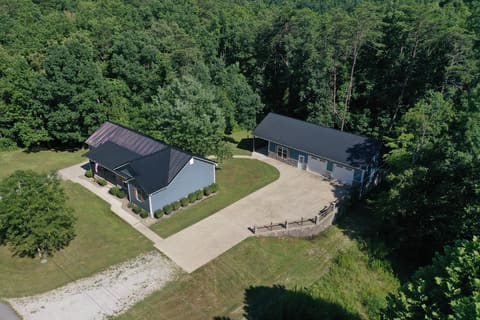 285 Evergreen Drive, Stanton, KY 40380 — photo 2