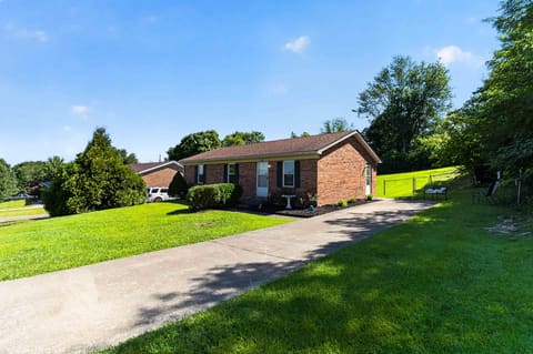 108 Daisey Road, Berea, KY 40403 — photo 2