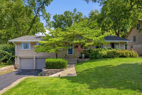 805 Hildeen Drive, Lexington, KY 40502 — photo 2