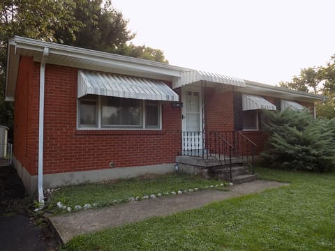 1811 Raleigh Road, Lexington, KY 40505 — photo 2