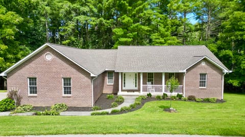221 Bramblewood Drive, Corbin, KY 40701 — photo 2