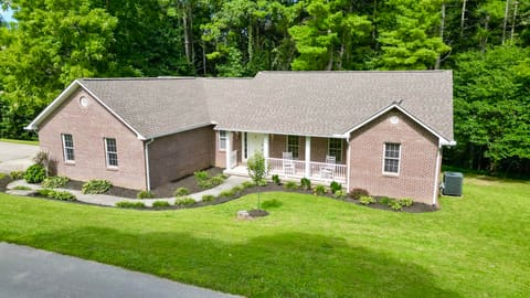 221 Bramblewood Drive, Corbin, KY 40701 — photo 3