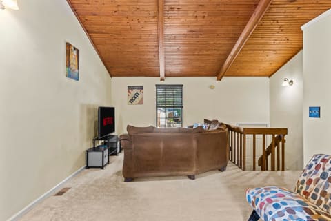 798 Spring Meadows Drive, Lexington, KY 40504 — photo 3