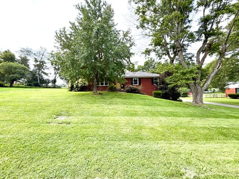 344 Twinbrook Drive, Danville, KY 40422 — photo 2