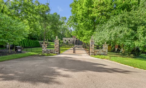 916 Bravington Way, Lexington, KY 40503 — photo 3
